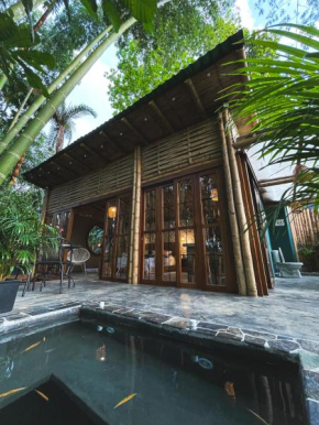 BAMBOO Ecohotel